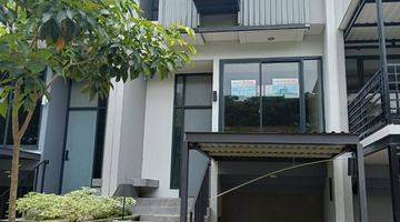 Gambar 1 Rumah 3,5 Lantai Greenwich Park Bsd City