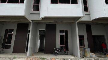 Gambar 1 Di Jual Rumah Daerah Krakatau Komplek Madio Regency Kota Medan