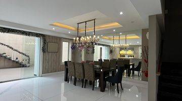 Gambar 2 Jual Rumah Villa Lux Polonia The Palace Spesifikasi Bagus Furnish