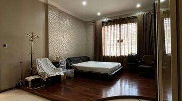 Gambar 4 Dijual Rumah Villa Mewah Lobak Furnish Medan Baru