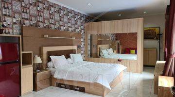 Gambar 5 Rumah 2 Lantai Bagus Furnished SHM di Kota Baru Parahyangan, Bandung