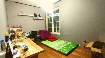 Gambar 3 Classic House Era 90an - Ex. Kantor Production House [for Sale]
duren Tiga, Jakarta Selatan