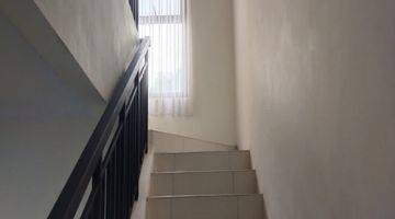 Gambar 2 Rumah Semi Furnished Bagus SHM - Sertifikat Hak Milik di Cluster Ammarilla, BSD City