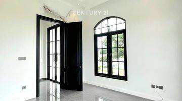 Gambar 4 Rumah Brand New American Classic Di Kebayoran Bintaro Rn14167