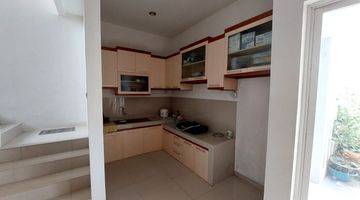 Gambar 4 Dijual Rumah Cantik 2 Lt Di Perum The Mapple ,tanjung Bungag Ukutan 9x18m2 Harga 3,1m Bunga 