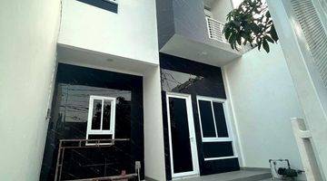 Gambar 1 Dijual Cepat Rumah Siap Huni Strategis 2.5 Lantai Brand New di Janur Asri Klp Gading 