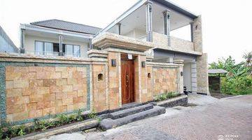 Gambar 3 Villa 4 Bedroom Full Furnished Disewakan, Area Badung