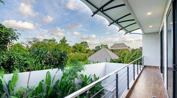 Gambar 4 Brand New 2 Story Villa In Padonan, Canggu