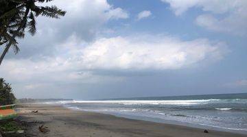 Gambar 1 Tanah Luas Kecil Los Pantai Di Tabanan Bali.