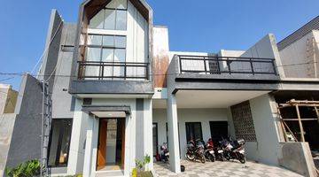 Gambar 1 Rumah Scandinavian Banguntapan Bantul Yogyakarta 