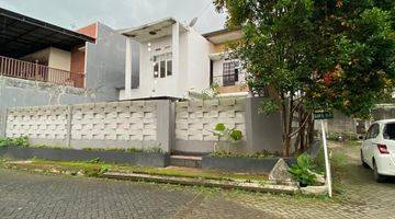 Gambar 3 Rumah Modern Minimalis