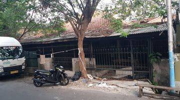 Gambar 3 Dijual Rumah Tua 304m2 Wijaya Kusuma Jelambar, Dekat Tol, Truk Bisa Masuk S133