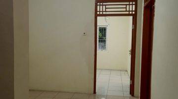 Gambar 5 R044 Dijual Rumah Sudah Renov Cluster Graha Catania Citraraya Tangerang 