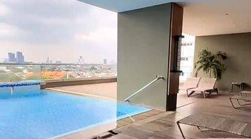 Gambar 2 Apartemen Tengah Kota