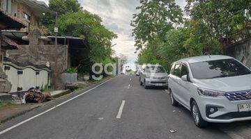 Gambar 2 RUMAH MUDING AGUNG KEROBOKAN BADUNG, BALI