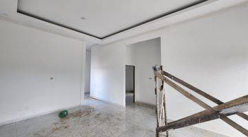 Gambar 4 Di Jual Rumah Type 70, Lokasi Jl. Budi Utomo Komp. Mega Palace Residence SIANTAN Pontianak, Indonesia