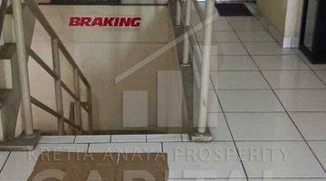 Gambar 3 Ruko Siap Pakai Di Setrasari Plaza