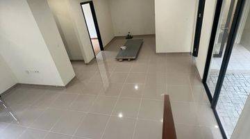 Gambar 4 Cluster Carson Tangerang, Rumah 2 Lantai, Baru, Unfurnished