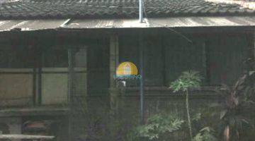 Gambar 1 Rumah Di Trembesi, Plamongan