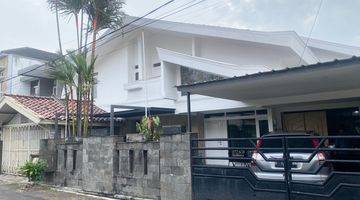 Gambar 1 Dijual Rumah 2 Lantai Strategis Luas Nyaman Terawat Pusat Kota di Turangga Bandung