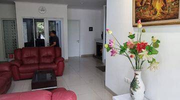 Gambar 2 Dijual Rumah Siap Huni Sudah Renovasi Lokasi di Summarecon Cluster Premium Bandung