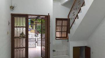 Gambar 5 Rumah 2 Lantai Harga Miring Budi Indah Daan Mogot 4x14 2BR