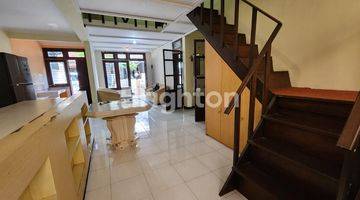 Gambar 2 RUMAH 2 LT FULL FURNISHED HARGA TERJANGKAU DI TAMAN PUSPA RAYA CITRALAND SURABAYA