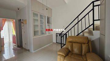 Gambar 2 Full Furnished 3 Lantai Siap Huni Istimewa Jarang Ada