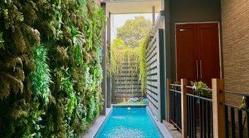 Gambar 1 Rumah Bagus Ada Private Swimming Pool