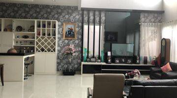 Gambar 5 Dijual Rumah Mewah Design Sendiri SHM Lokasi di Duta Garden Semi Furnished