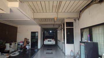 Gambar 3 Rumah 2 Lantai Bagus Unfurnished SHM di Dukuh Pakis Dekat Mayjend Sungkono, Surabaya