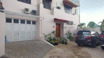 Gambar 1 Dijual Rumah Homey Dengan Private Pool Di Cipinang Jakarta Timur