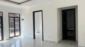 Gambar 4 Rumah Hook Brand New Full Renovasi Di Mertilang Bintaro Sektor 9