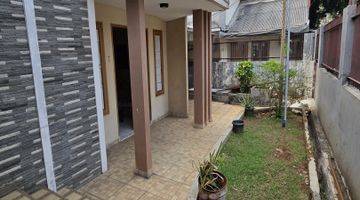 Gambar 1 Rumah Dijual Cocok Untuk Kos2an Area Gandaria