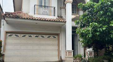 Gambar 1 Dijual Rumah 2lt Semi Furnished di Taman Beverly Golf Lippo Karawaci