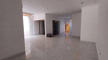 Gambar 1 Rumah Muara Karang 2 Lantai Semi Furnished 