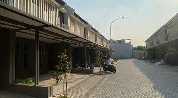 Gambar 1 Rumah 2 Lantai Di Cluster Grand Wisata Di Sewakan (zliving)