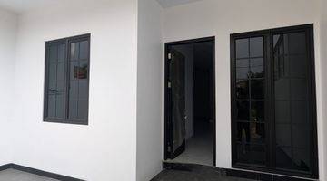 Gambar 5 Dijual Rumah Mewah Brand New 3 Lantai Full Granit di Taman Surya