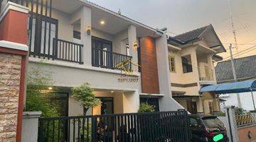 Gambar 1 Rumah 2 Lantai, Full Furnished, Dekat Rs Jih Di Depok, Sleman