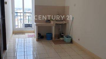 Gambar 2 Apartemen Puri Park View 2BR View Swimming Pool