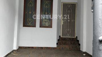 Gambar 1 Dijual Murah Rumah 2 1/2 Lantai Di Makaliwe 