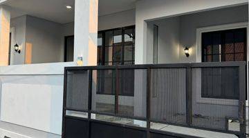 Gambar 3 Rumah Baru Gress Design Classic Modern Di Tanah Mas