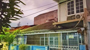 Gambar 2 Rumah Murah 1½ Lantai Type Cm Di Tanah Mas