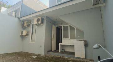 Gambar 5 Rumah 2 Lantai Furnished di Perumahan Citraland Cluster Arborside