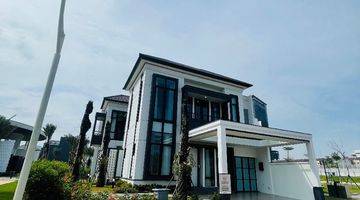 Gambar 4 Rumah American Style Mewah Smarthome Di Matera Gading Serpong