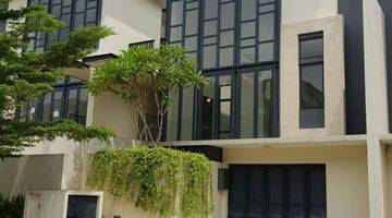 Gambar 1 Rumah Mewah 3lantai Di Cluster Lancewood Navapark Bsd City