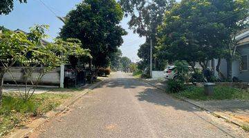 Gambar 2 Rumah Bagus Unfurnished SHM di BSD City, Tangerang