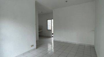 Gambar 5 Rumah Bagus Unfurnished SHM di BSD City, Tangerang