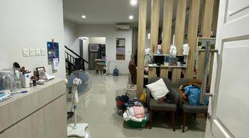 Gambar 4 Rumah 2 Lantai Bagus Semi Furnished SHM di Gading Serpong Cluster Bohemia, Tangerang