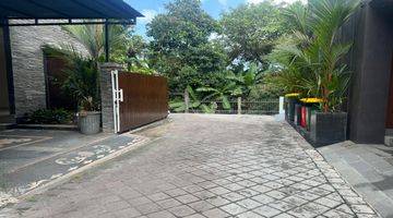 Gambar 1 Villa For Rent In Kerobokan Fully Furnished